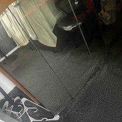 3 Door Mirrored Medicine Cabinet 