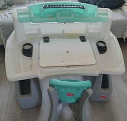 Toddler/Child Desk - Step 2