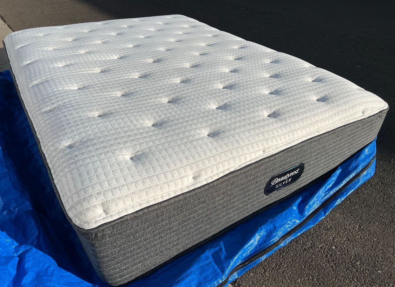 Queen Mattress Queen Size Mattress Beautyrest Hybrid Mattress Plush Mattress Free Delivery