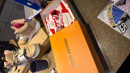 Louis Vuitton Sneaker