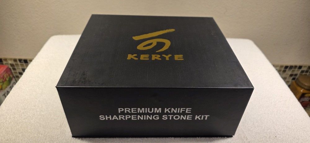 Kerye Professional Japanese Whetstone Sharpener Stone Set