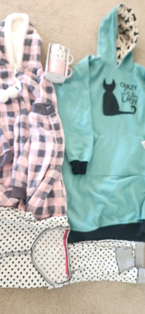 Crazy Cat Lady Robe, 2 PJ'S, 2 New Kitty Cups All For $15.