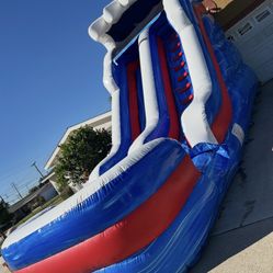 Waterslide Jumper 