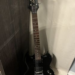 Epiphone SG Special With Headphone Amp