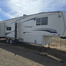 2006 Keystone Challenger 