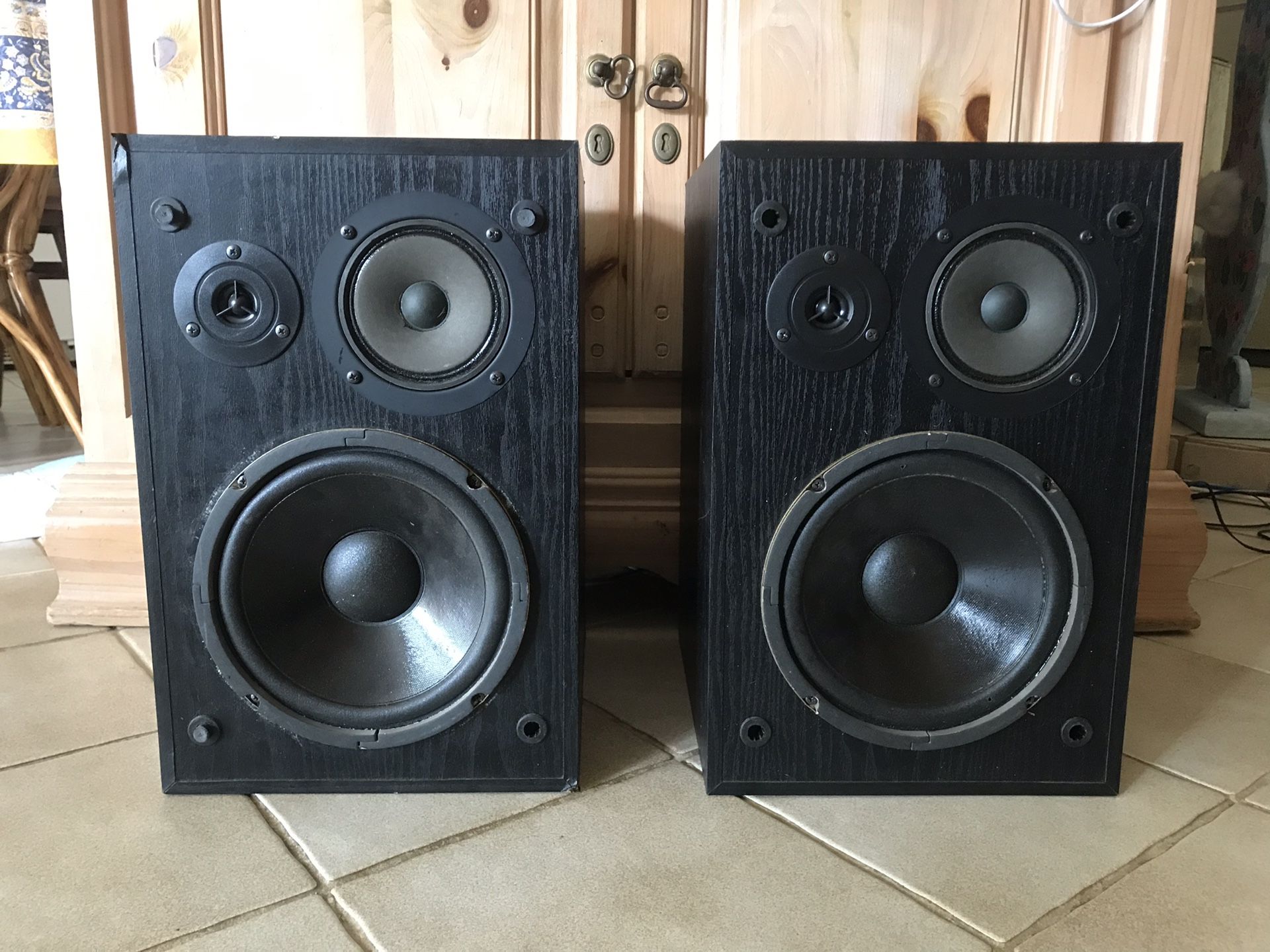 Altec Lansing Model 83 speakers for Sale in Miami, FL - OfferUp