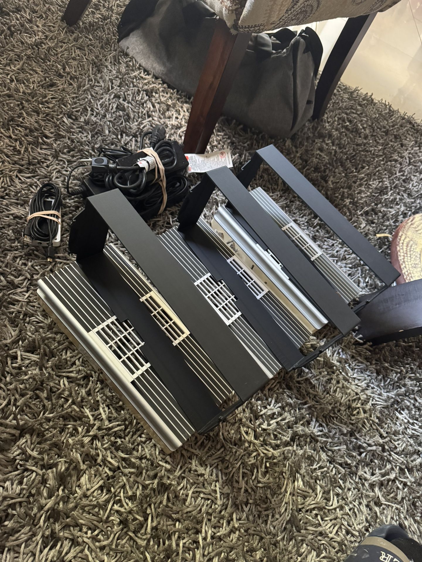 Set Of 3 Ai Hydra Led Lights Without Hanging Mounts