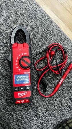 Milwaukee 600A clamp meter