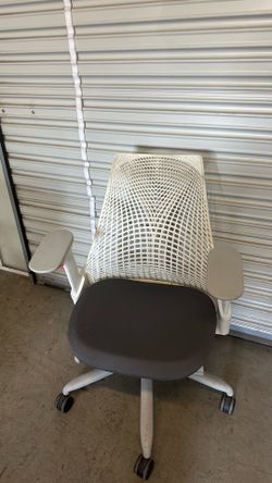Herman Miller Sayl Mineral