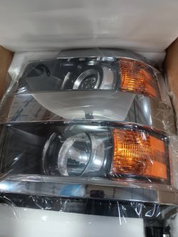 Chevy Silverado 2500HD 2015-2019,Headlamp Halogen Driver Side Replacement GM(contact info removed) (contact info removed)2（Chrome）