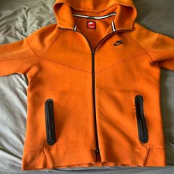 Size L Pick Up Only
