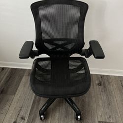 Mesh office Chair
