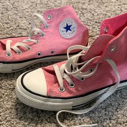 Youth converse high top pink size 3