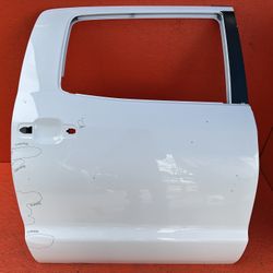 2014 - 2021 TOYOTA TUNDRA CREW CAB RIGHT PASSENGER SIDE REAR DOOR SHELL OEM