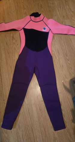 Wet suit youth large multi color full body wet suit