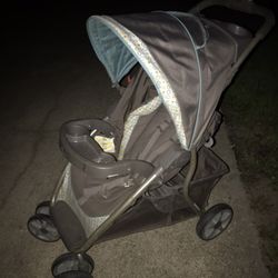 Very Nice Graco Stroller Only $40 Firm