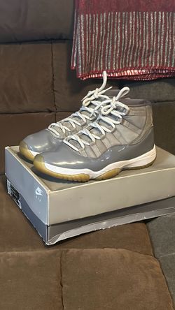 Nike Jordan 11 Cool Grey size 10.5 USED with box