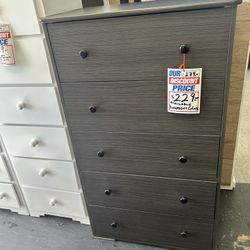 5 Drawers Jumbo Dresser Available In Different Colors 