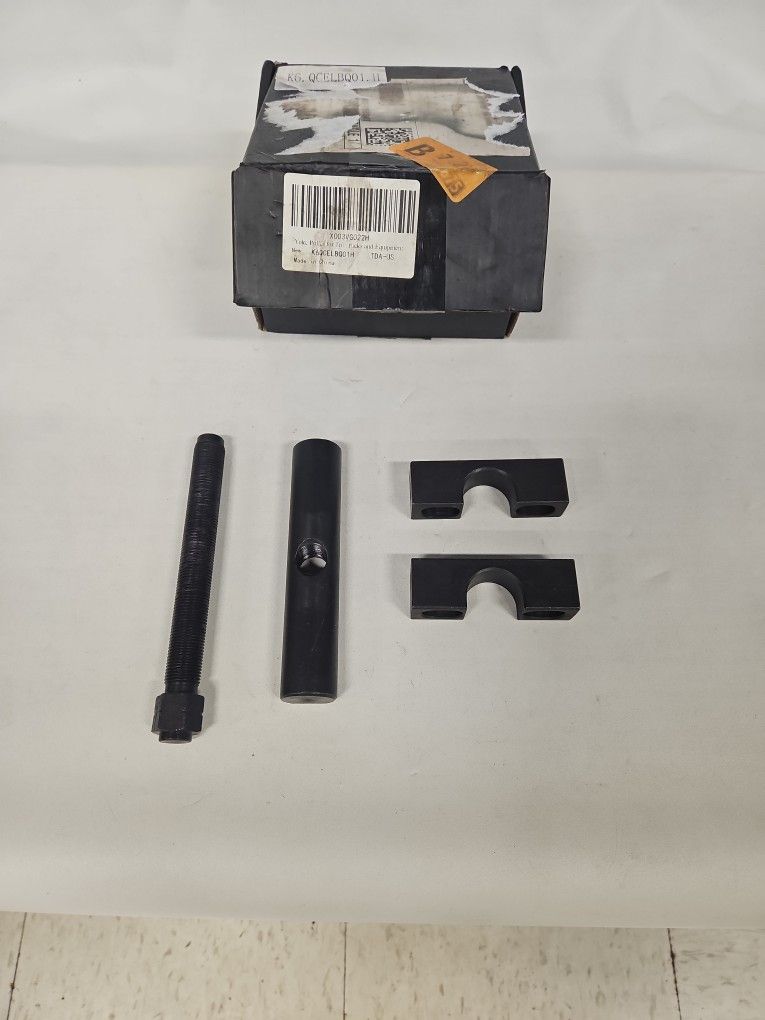 4pc Yoke Puller For Trucks and Equipment 816795-18