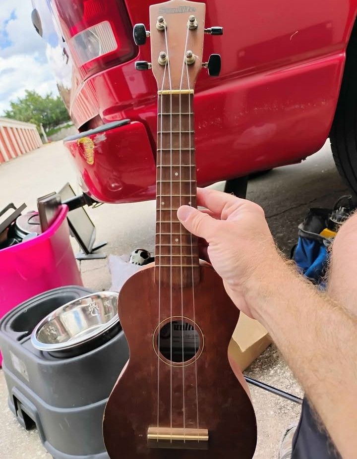 Sun Lite Ukulele 