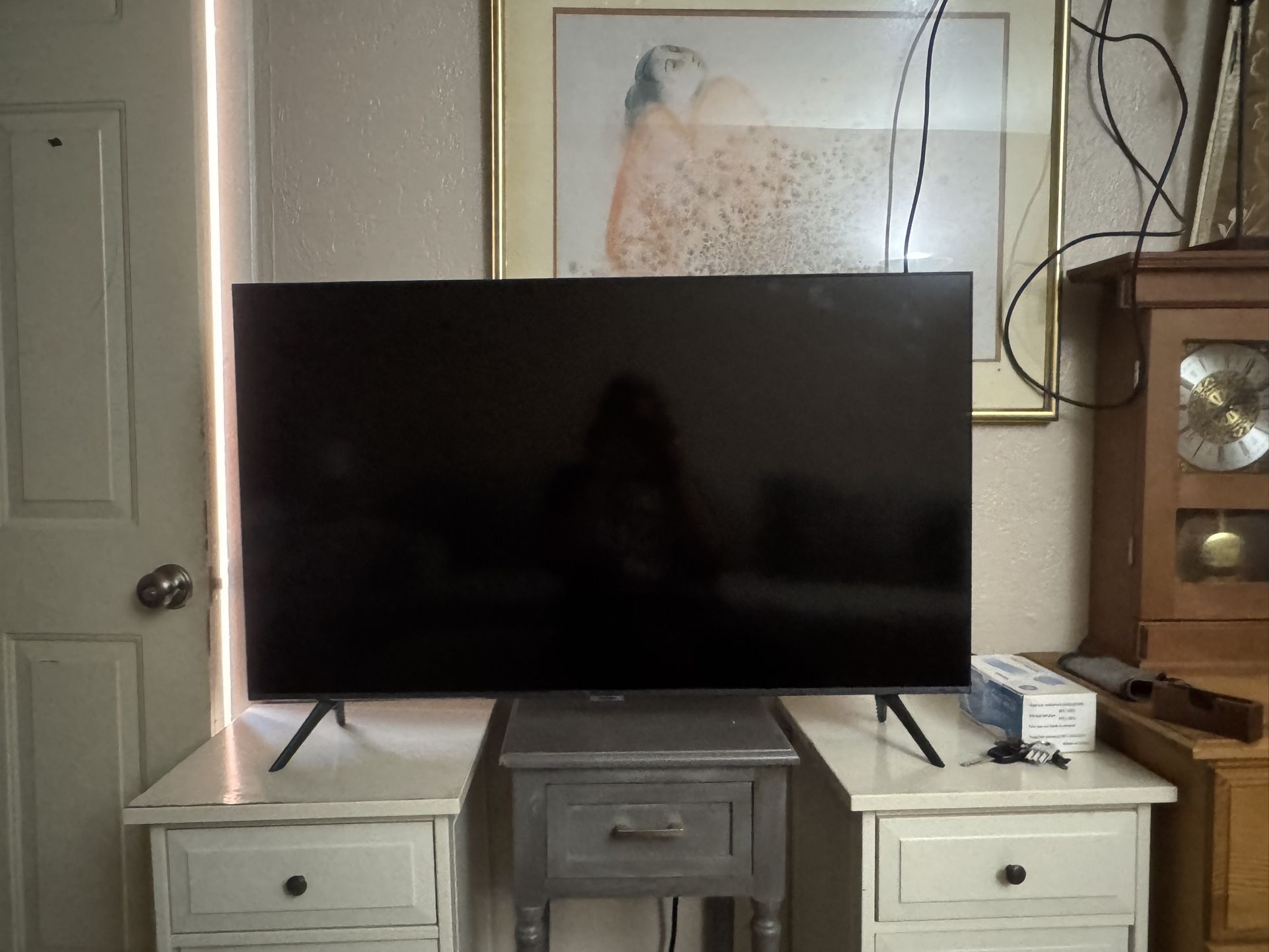 43-inch Samsung 4K UHD (Ultra High Definition) Smart TV