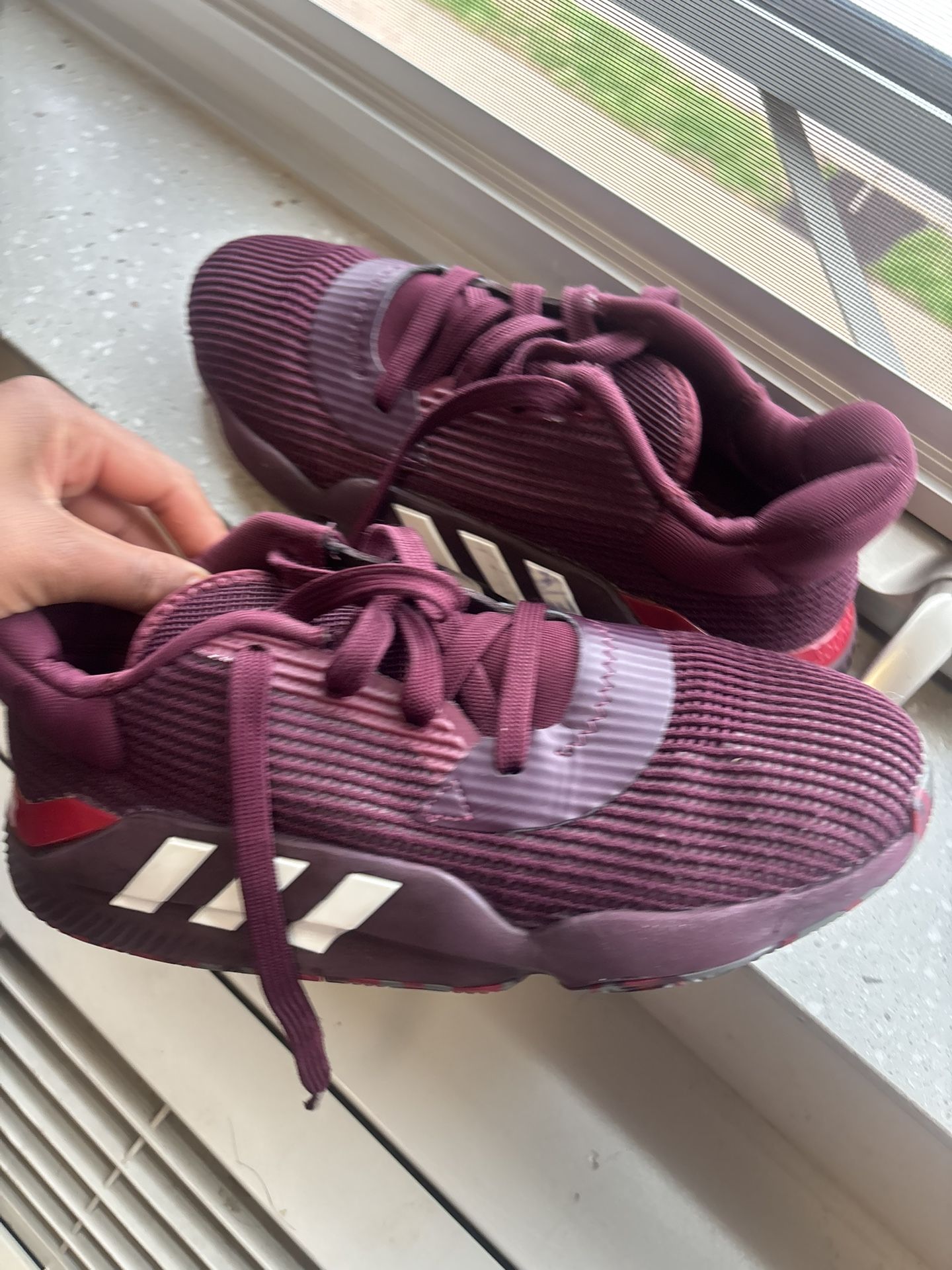 Men Size 8 Basketball Shoes