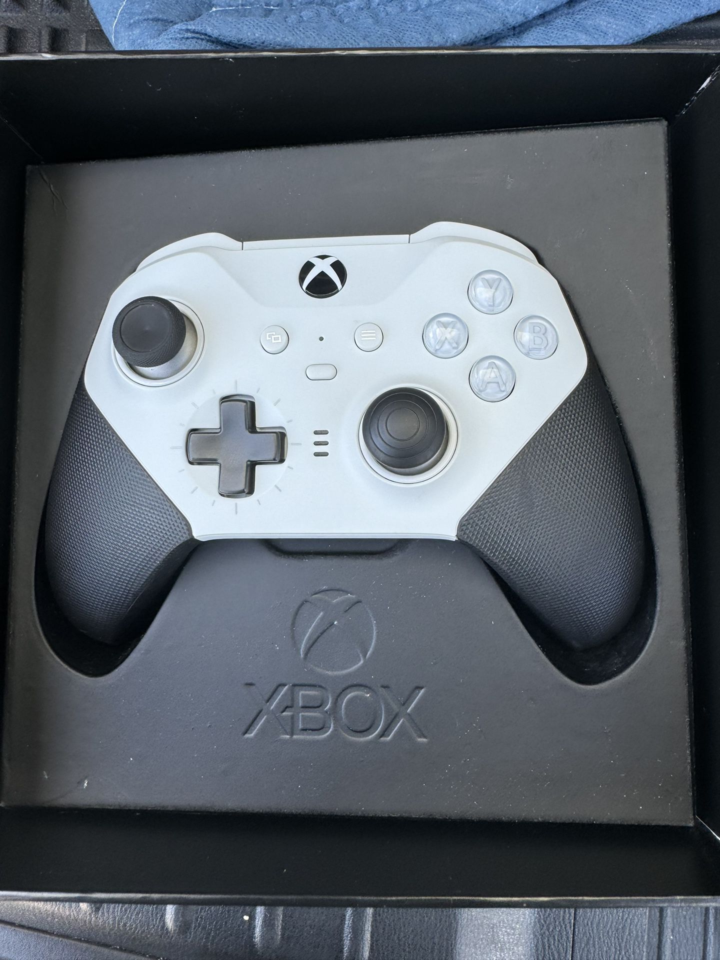 Xbox Elite Core 2 Wireless Controller Never Used Like New 