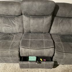 Luxurious Recliner Coach 