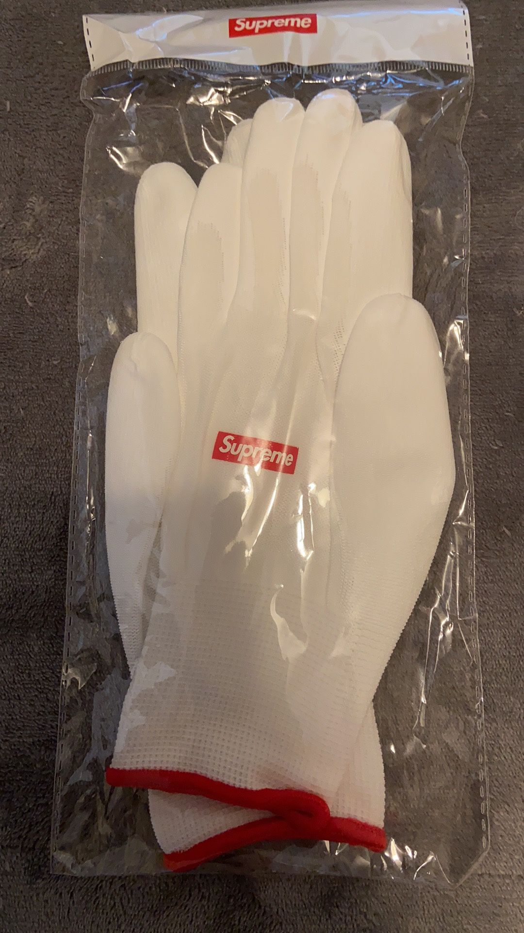 Supreme rubber gloves
