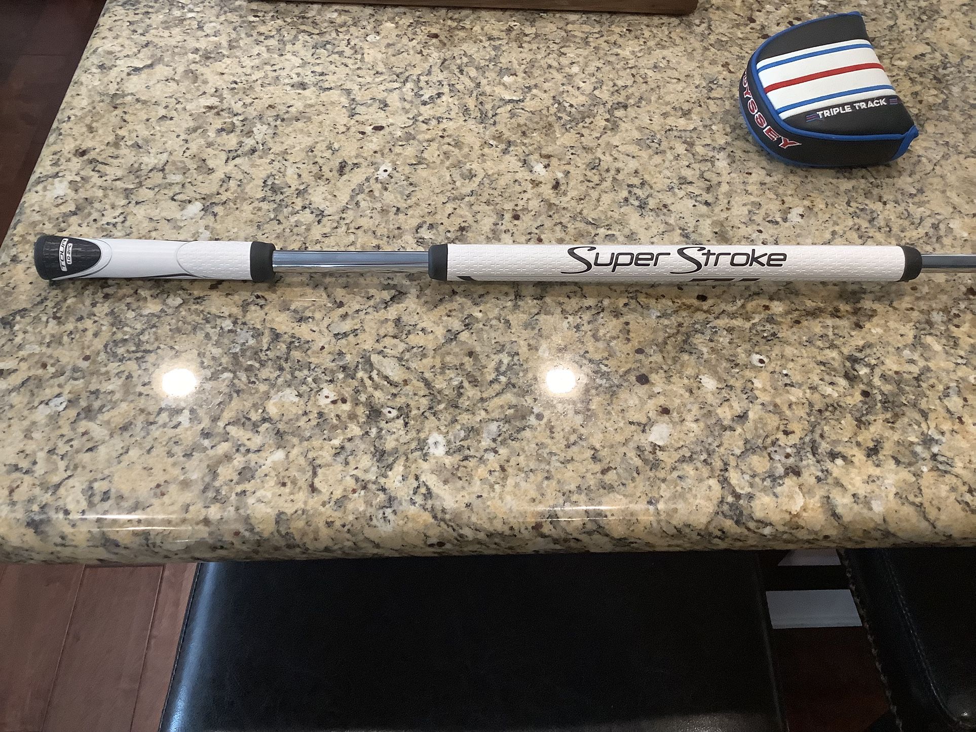 Like New Odyssey Triple Track Broomstick 45”. $150