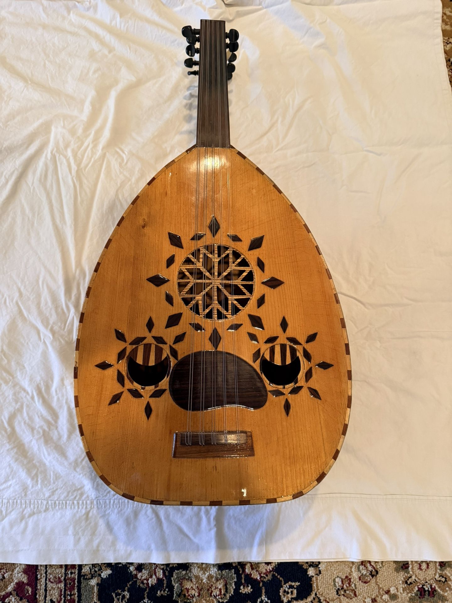 Vintage Middle Eastern Oud