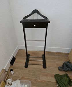 Wood Valet Stand