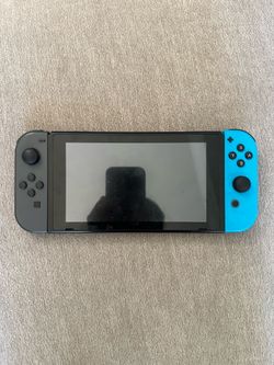 Nintendo Switch Console (Blue/Gray Joy-Cons)