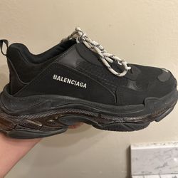Balenciaga Triple S