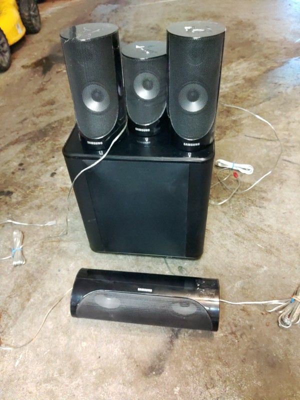 Samsung Surround Sound System Speakers Only