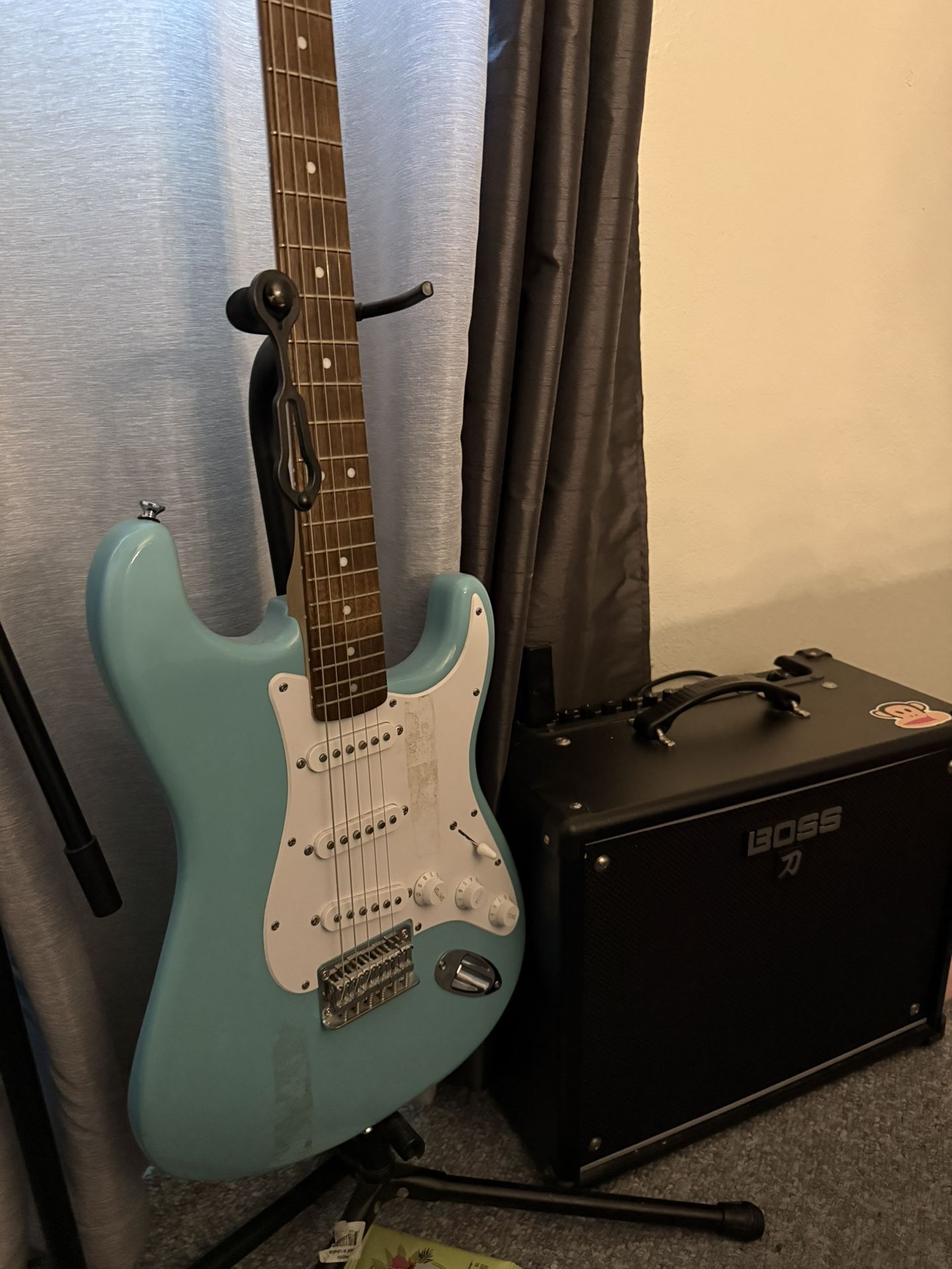 Squier Stratocaster + Boss Katana 50W Amp + Guitar Stand Package