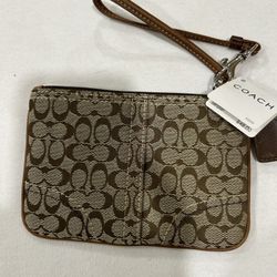 Coach Wristlet New