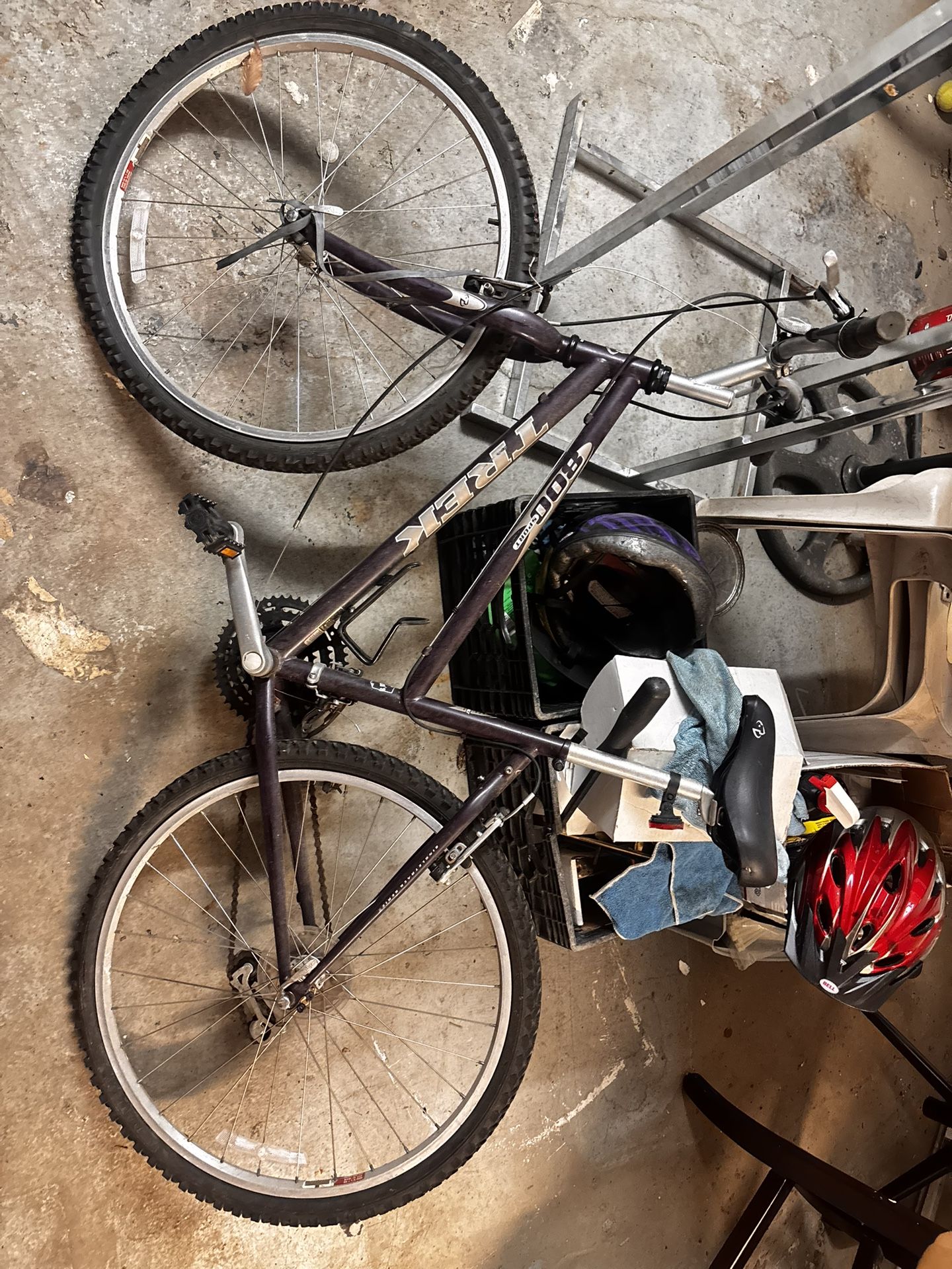TREK MULTI TRACK BICYCLE
