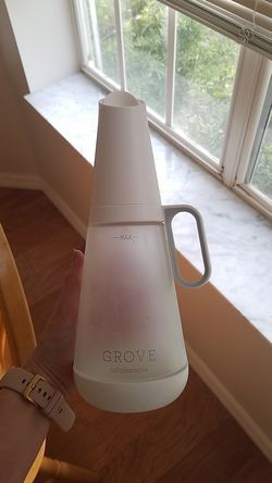 Grove Collaborative Auto-Dosing Laundry Detergent Dispenser