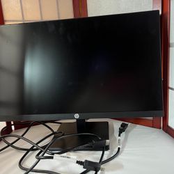 2 HP Monitors 