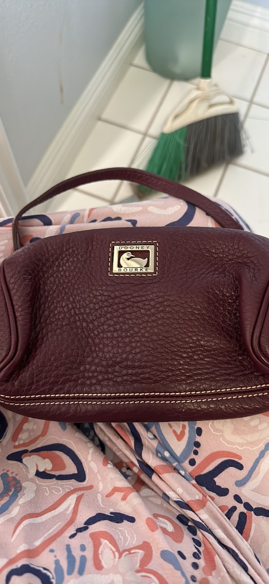 Dooney And Brouke Purse