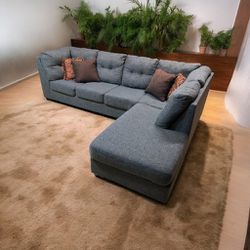 Free Delivery Grey Sectional Couch