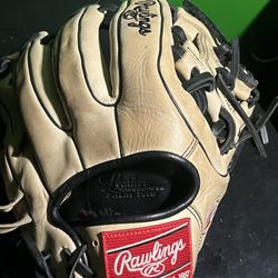 Baseball Glove 
