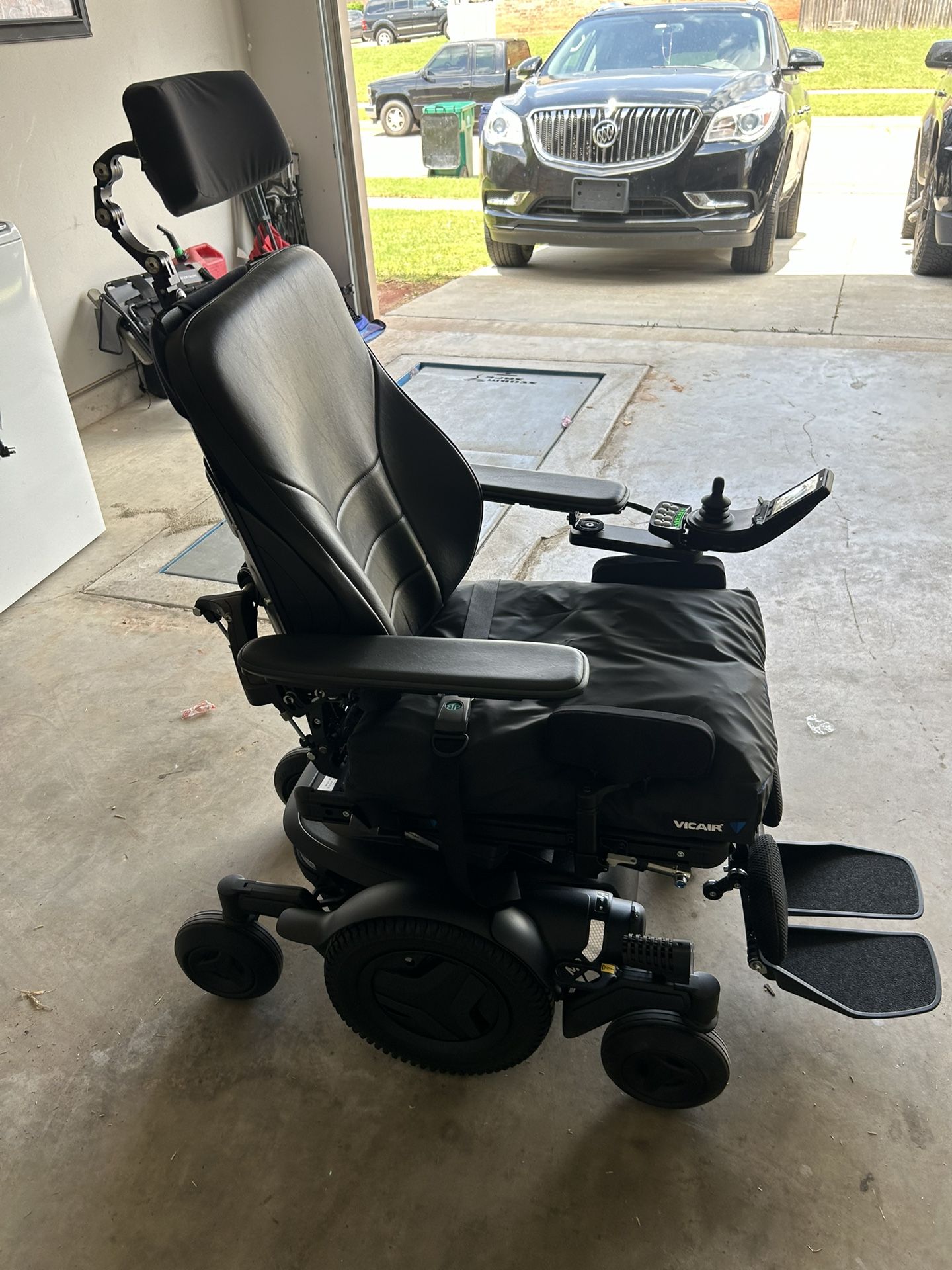 Brand New Power Chair. Never Used