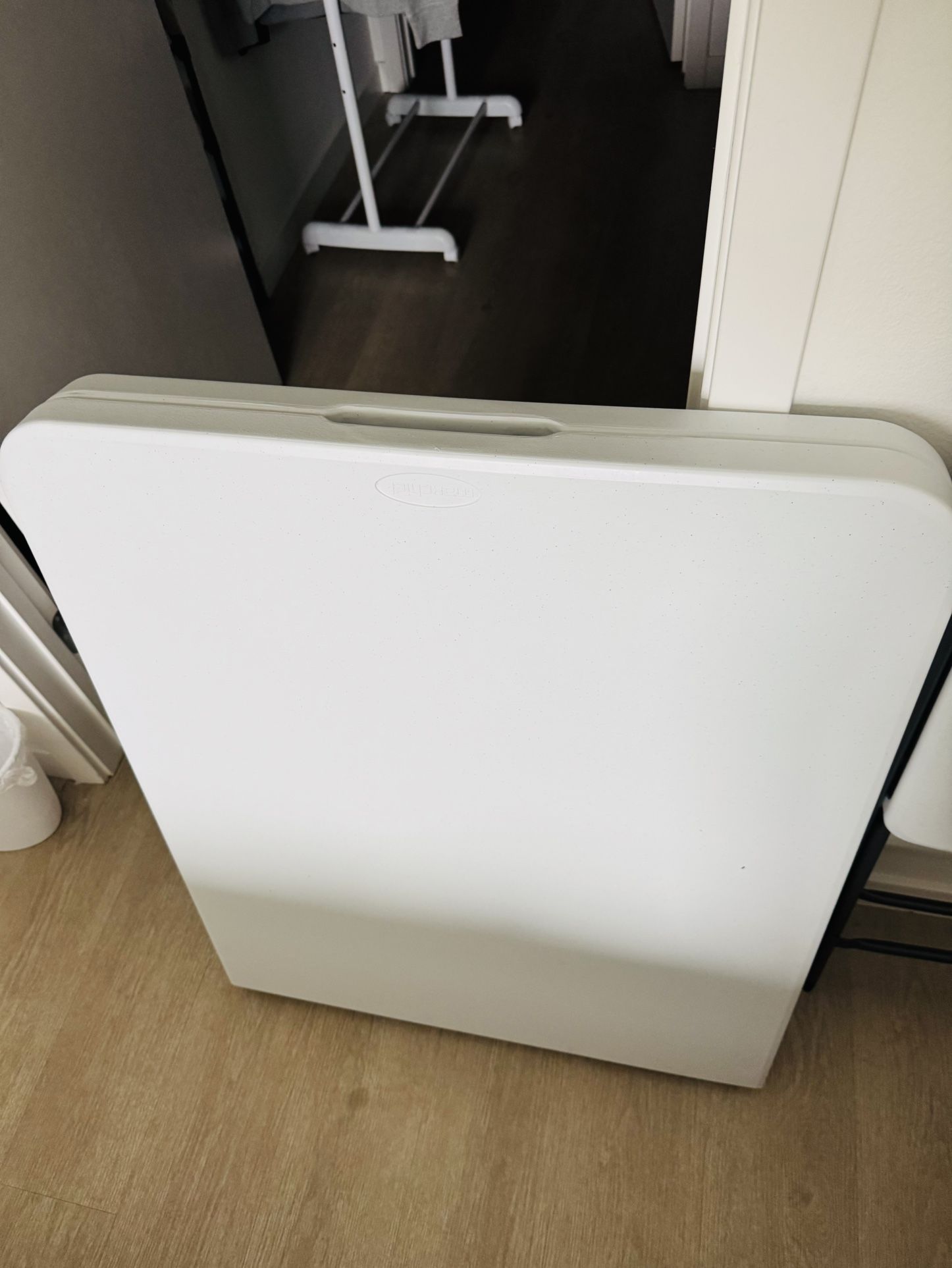 BRAND NEW  6’ Portable Indoor/Outdoor Use Fold-in-Half Table , White