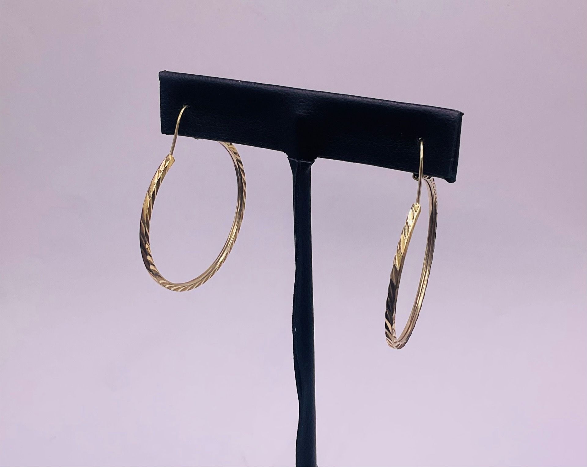 Gold earrings 10kt