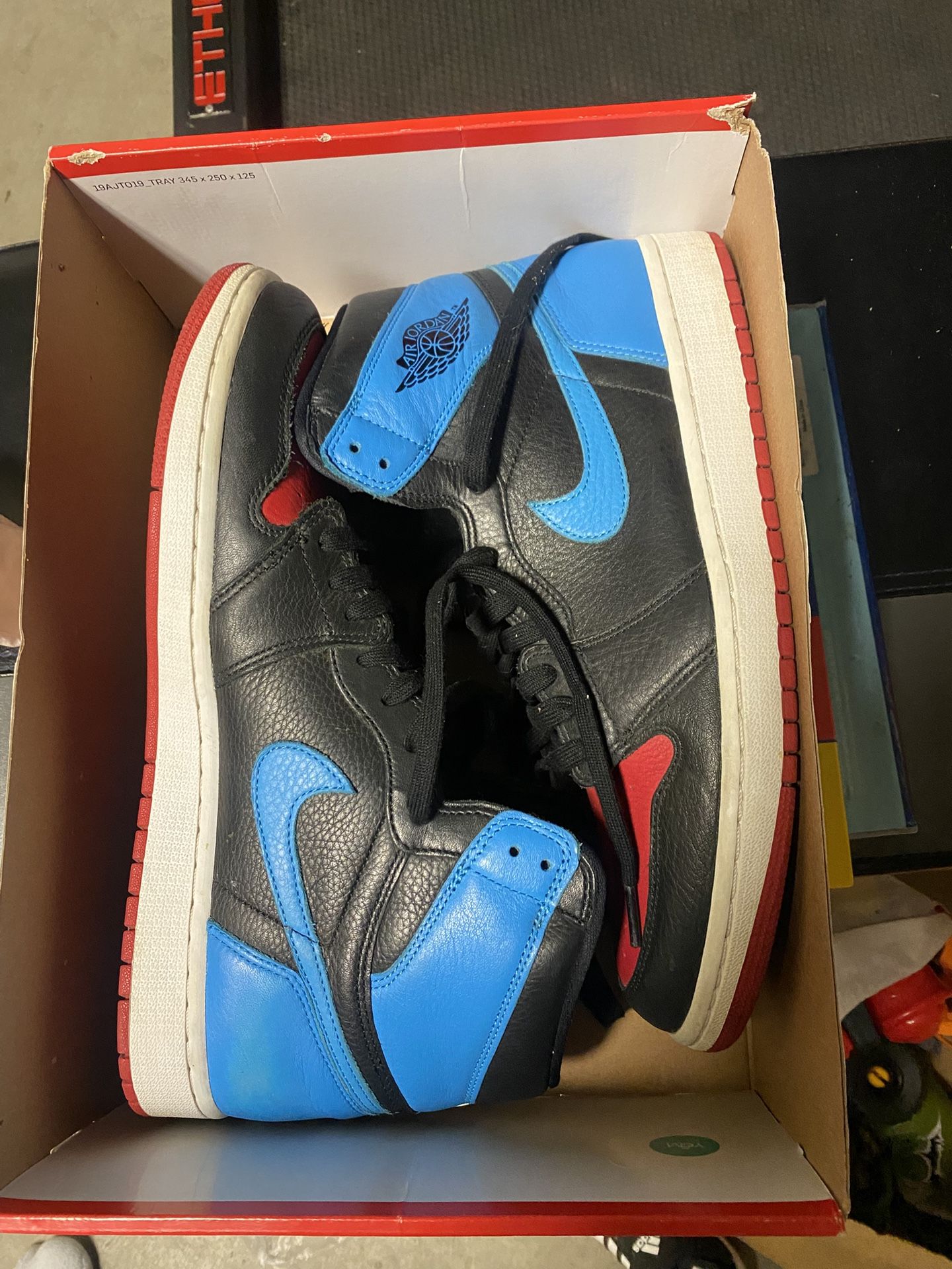 Jordan 1 High OG UNC To Chicago 2020 - Size 14 Men’s