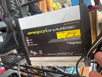 Schumacher 10A 6V/12V Fully-Automatic Battery Charger SC-600A
