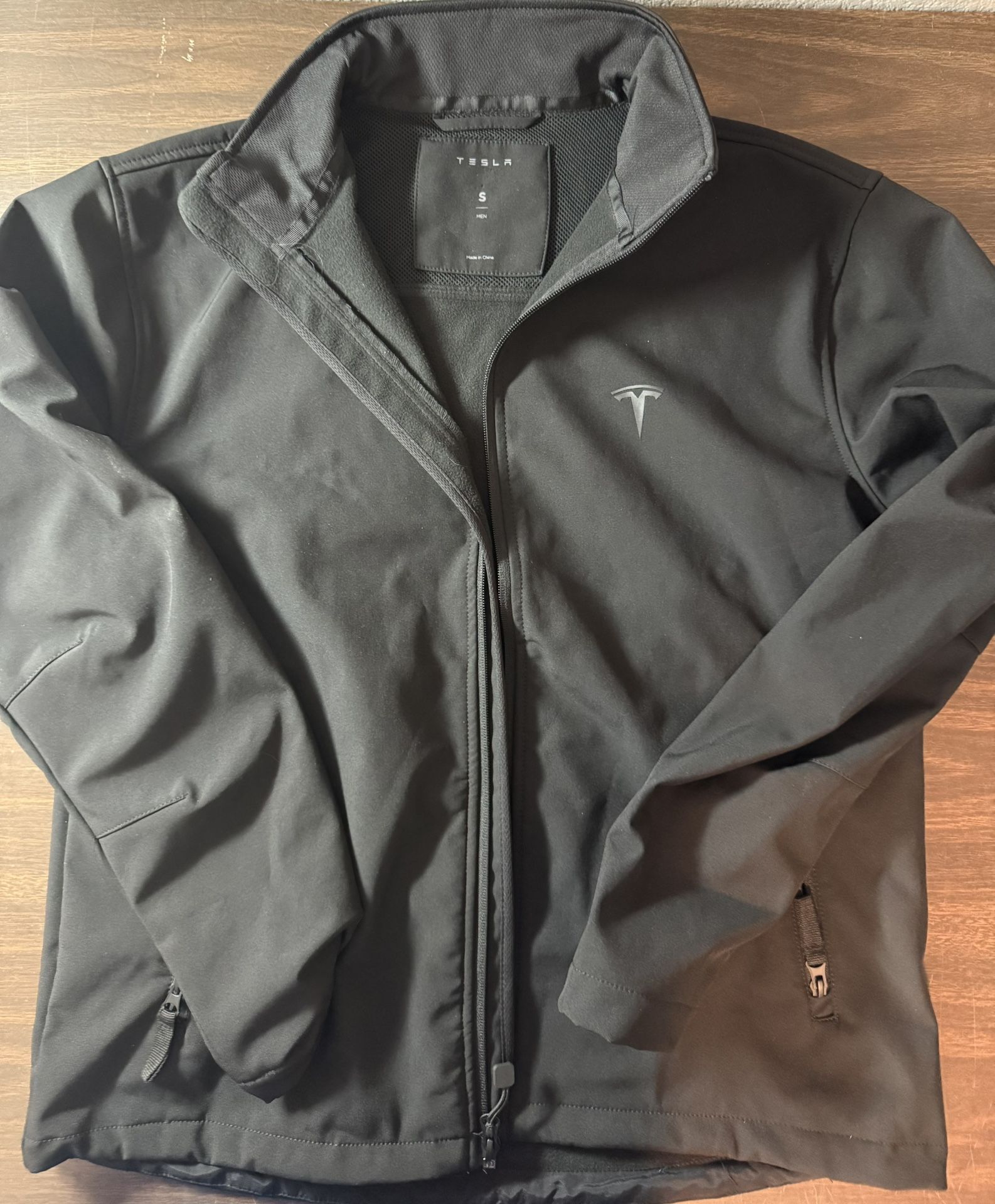 Tesla Softshell Jacket Men’s Small Black Full Zip Fleece Lined Logo Lightweight