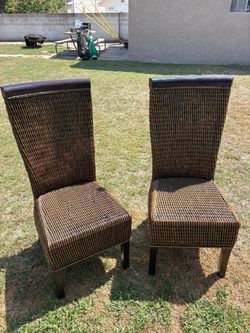 FREE Dining room Chairs